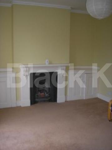 			3 Bedroom, 1 bath, 1 reception Terraced House			 Despard Road, ARCHWAY N19